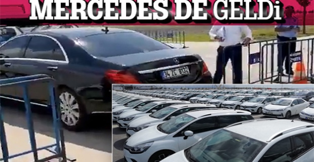 İBB araçları Yenikapı'da