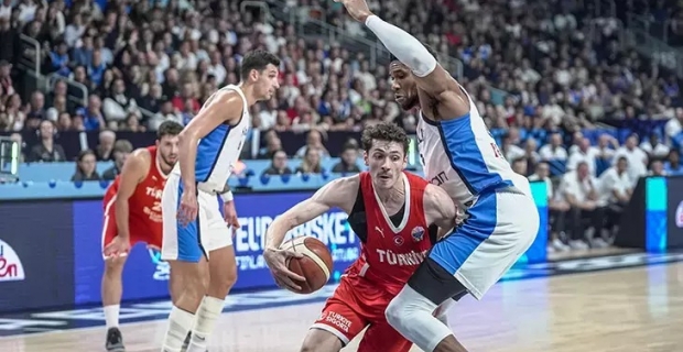 A Milli Erkek Basketbol Takımı, Yunanistan'ı devirdi!
