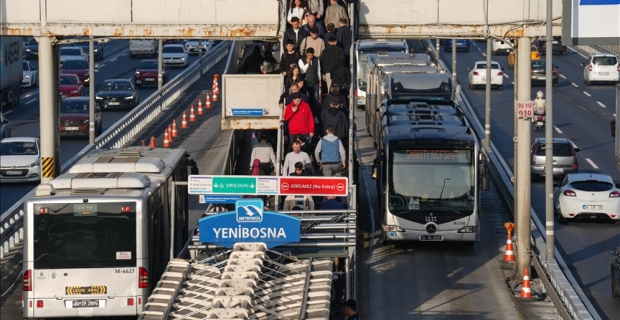 İstanbul'da toplu ulaşıma zam kararı bugün uygulanmaya başlandı