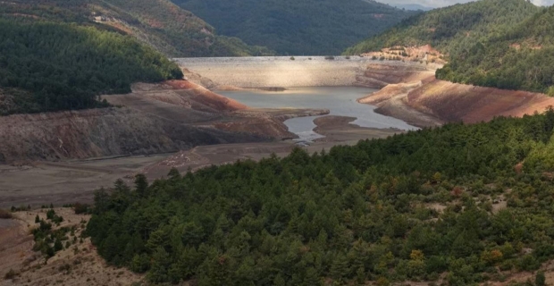 Barajlar sıfırı gördü! 12 saatlik su kesintileri 6 gün daha uzatıldı
