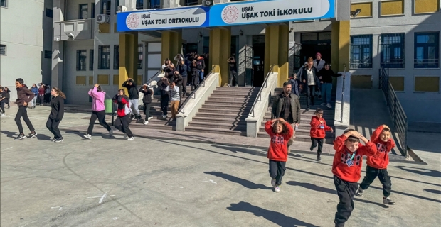 MEB'den afetlere karşı okullarda eş zamanlı tahliye tatbikatı