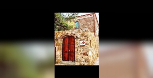 Ünlü oyuncu bu yaz 5 odalı butik otelinde çalıştı