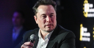 Elon Musk, Neuralink'in beyin çipinin ilk kez bir insana yerleştirildiğini duyurdu