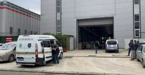 Vincin taşıdığı malzemenin altında kalan işçi öldü