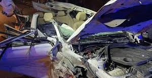 Hurdaya dönen otomobilde yaşlı çifti ölüm ayırdı