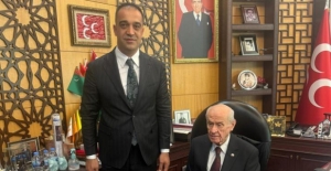 Teşkilat binasının tapusunu Genel Başkan Devlet Bahçeli