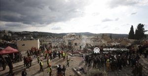 Görüntüler İsrail'den! Füze yağınca sığınakta hüngür hüngür ağladılar