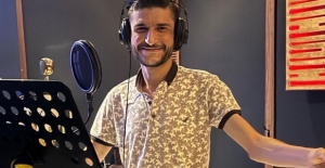 Kemal Ünlü Sahne Performansından...